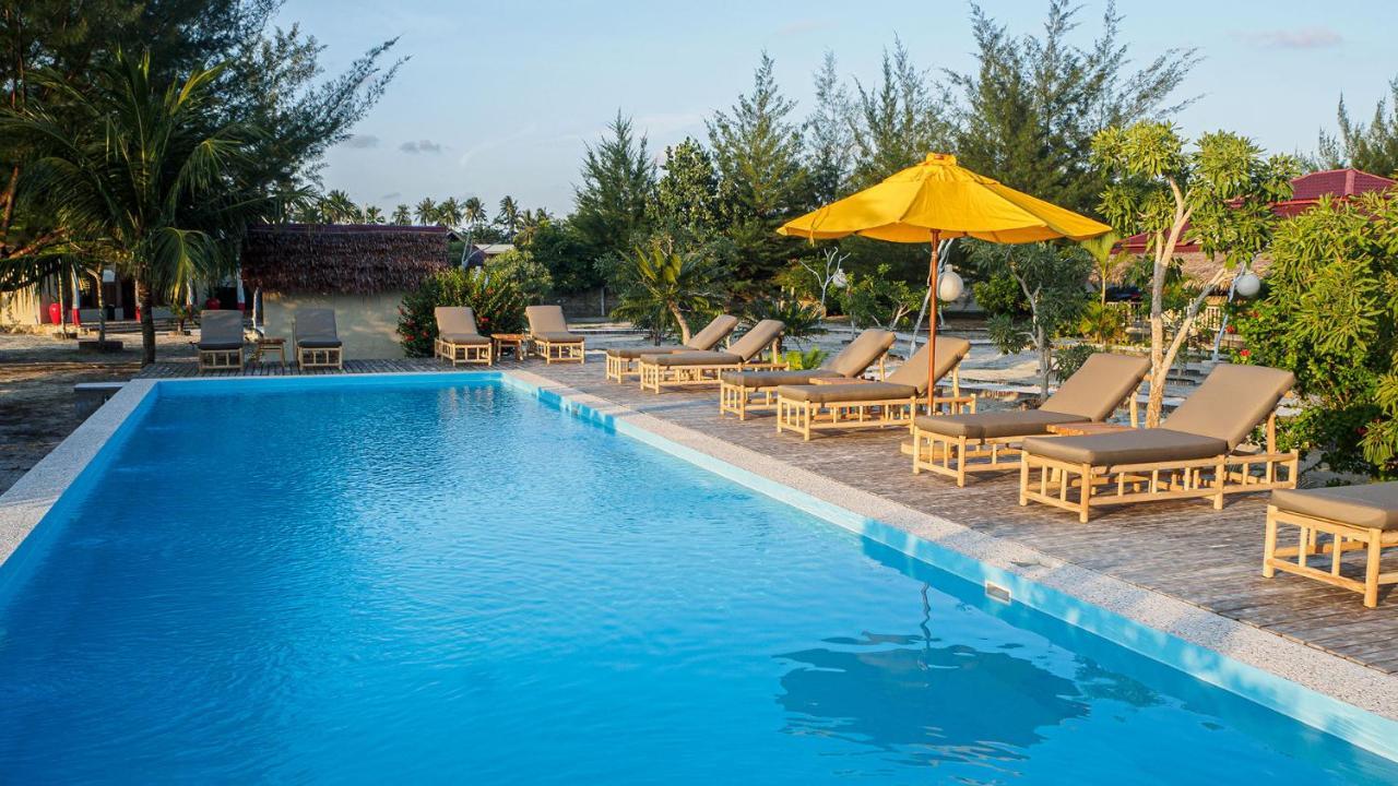 Roka Resort Berakit Exterior photo